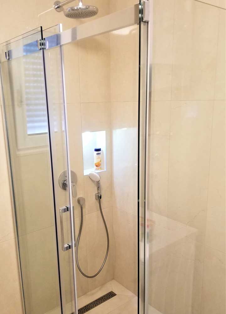 Dusche Luxuswohnung groß - Ferienwohnungen Makarska